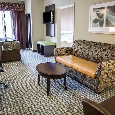 Comfort Suites New Bern Near Cherry Point Exterior photo