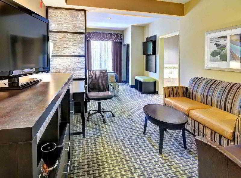 Comfort Suites New Bern Near Cherry Point Exterior photo