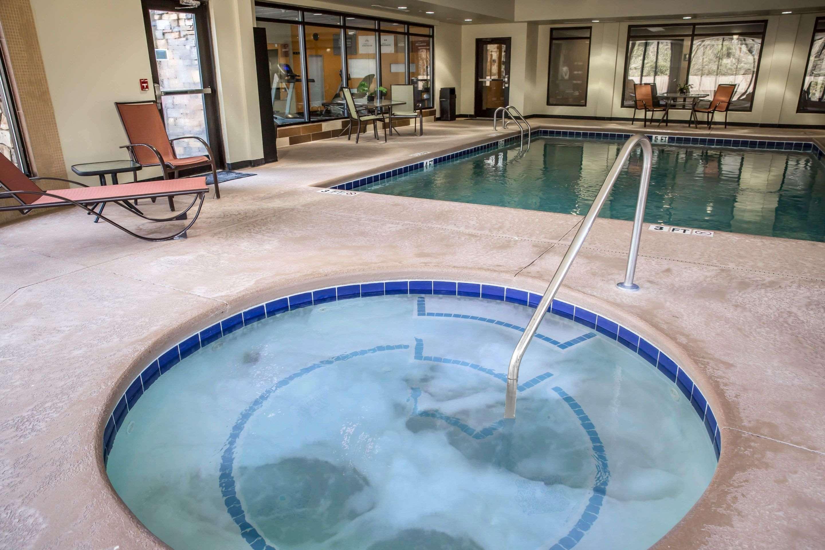 Comfort Suites New Bern Near Cherry Point Exterior photo