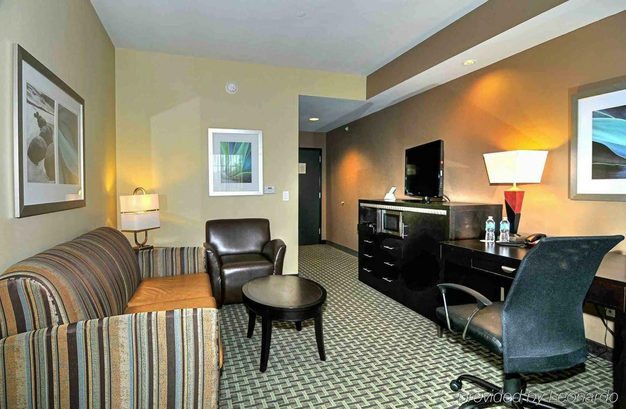 Comfort Suites New Bern Near Cherry Point Room photo